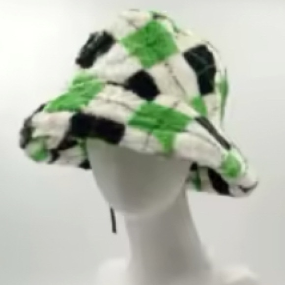 Rainbow Marble Swirl Faux Fur Costume Y2K Rave Fuzzy Furry Bucket Hat - Picture 12 of 16